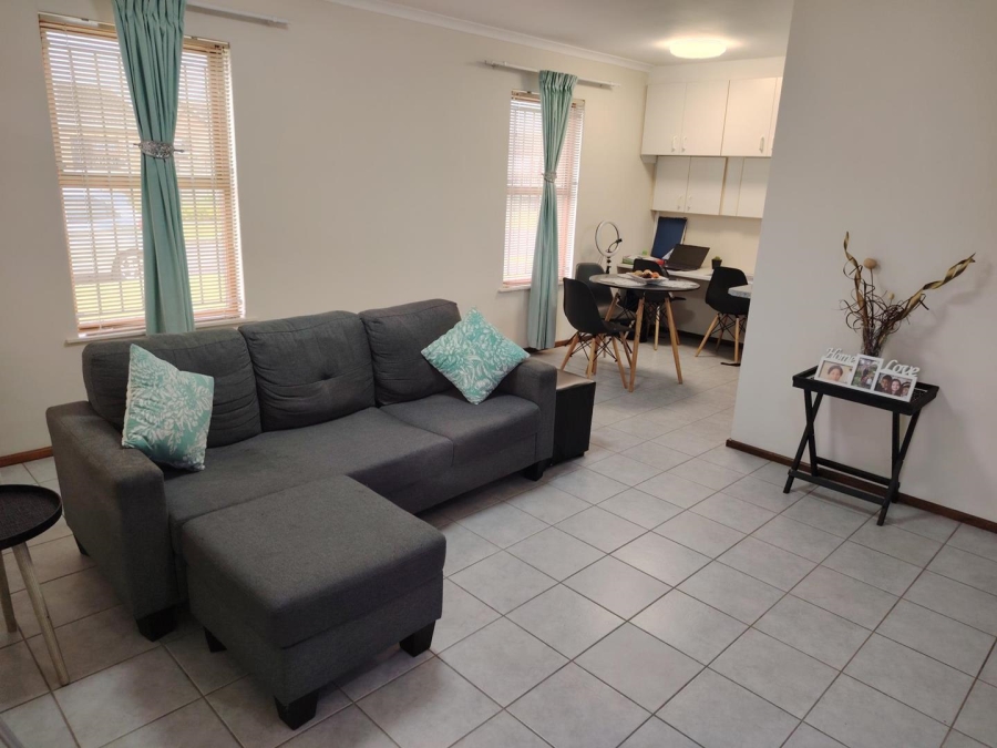 To Let 3 Bedroom Property for Rent in Windsor Park Western Cape